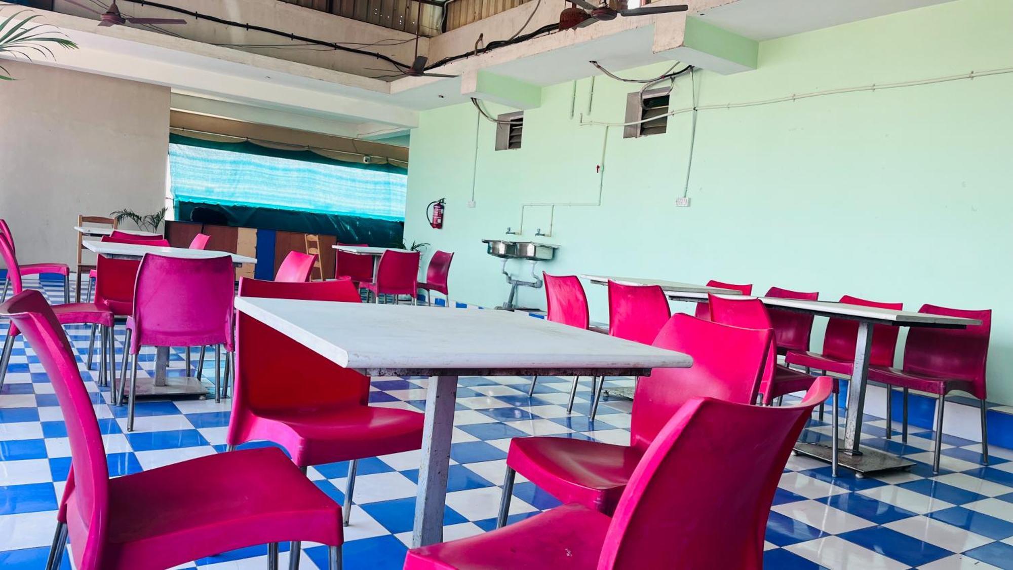 Skyway Rooms ปอนดิเชอรี ภายนอก รูปภาพ